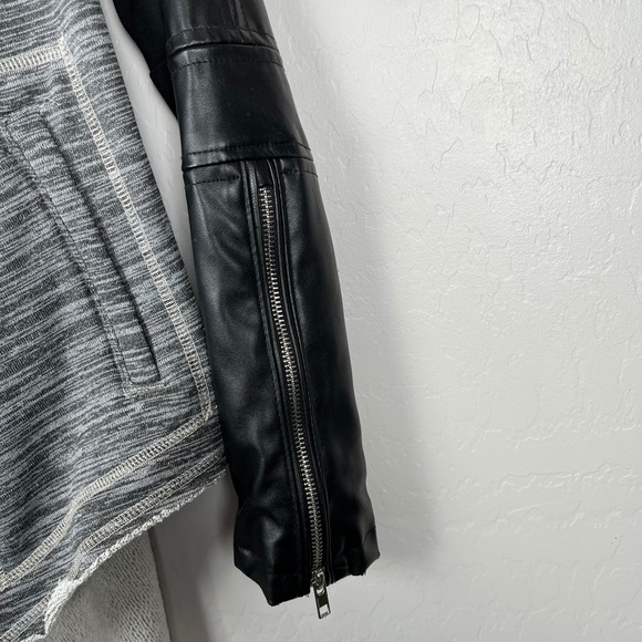 [BLANKNYC] Drape Front Jacket Faux Leather Sleeves XS Moto Cardigan‎ - Picture 3 of 10